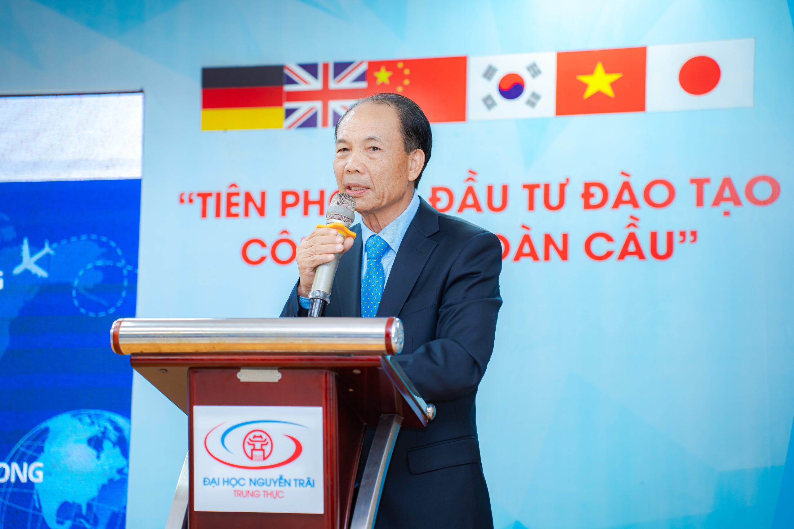 TS. Nguyễn Tiến Luận – Hiệu trưởng Trường Đại học Nguyễn Trãi phát biểu, khẳng định ý nghĩa và kỳ vọng trong hợp tác giữa NTU và Tập đoàn Sunwah