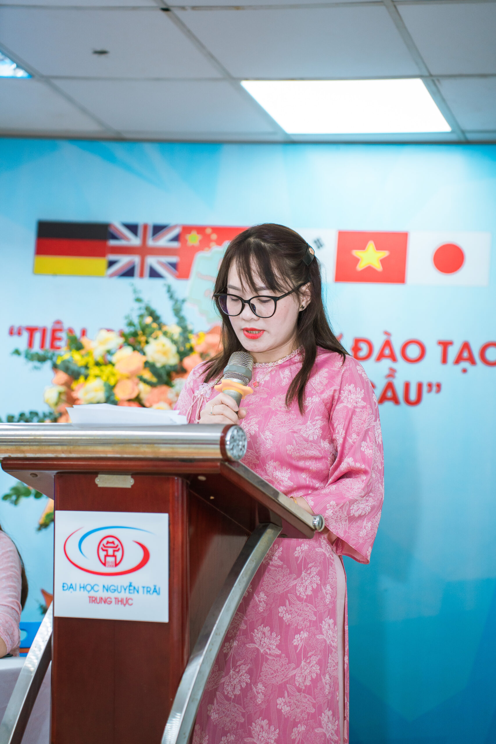 Đ/c Phạm Thu Hà - Ủy viên BCH Công đoàn Trường Đại học Nguyễn Trãi