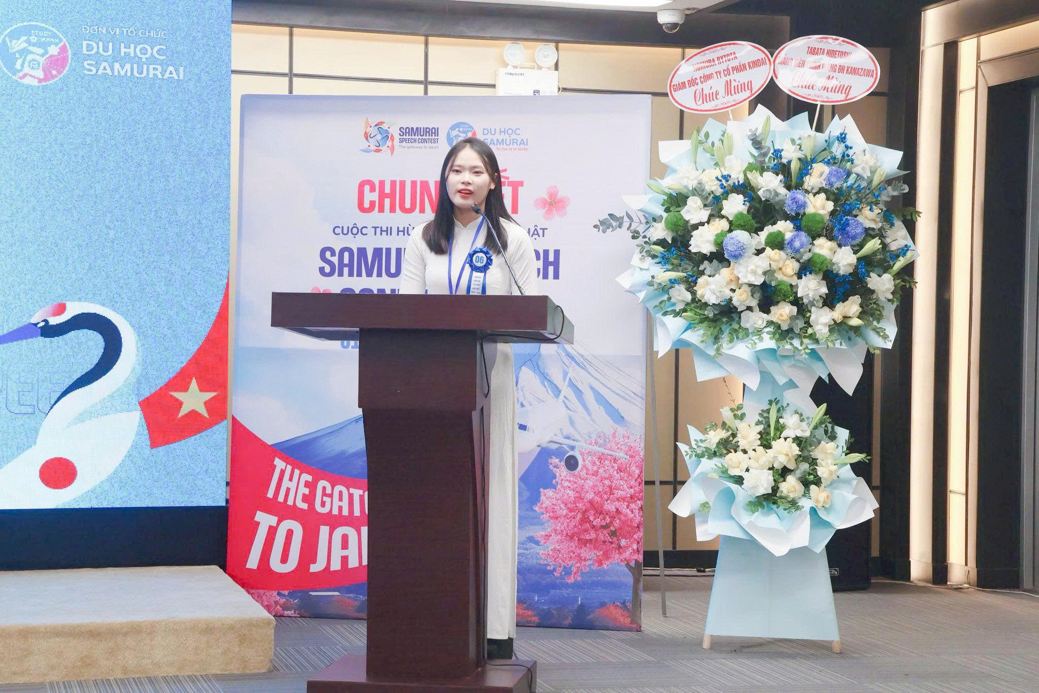 Nguyễn Thị Mai tại Vòng Chung kết Samurai Speech Contest 2026 – tự tin trình bày bài hùng biện bằng tiếng Nhật với chủ đề về văn hóa Yosakoi.